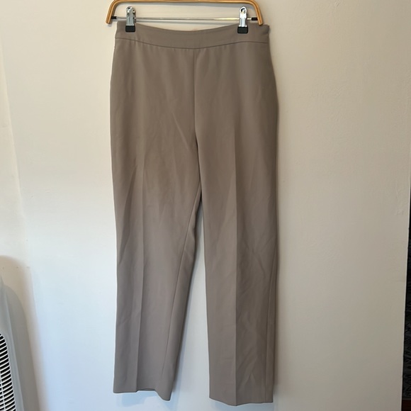 Babaton Pants - Babaton Aritzia Trouser Light Grey